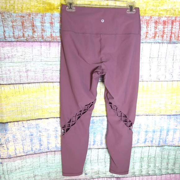 90 Degree by Reflex cut out mauve leggings size medium - Picture 6 of 7